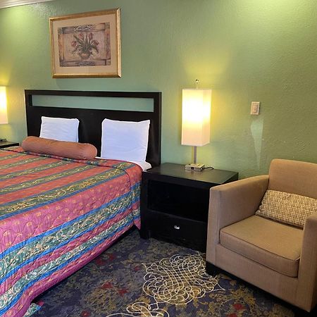 Cloud 9 Motel Сайпръс Екстериор снимка