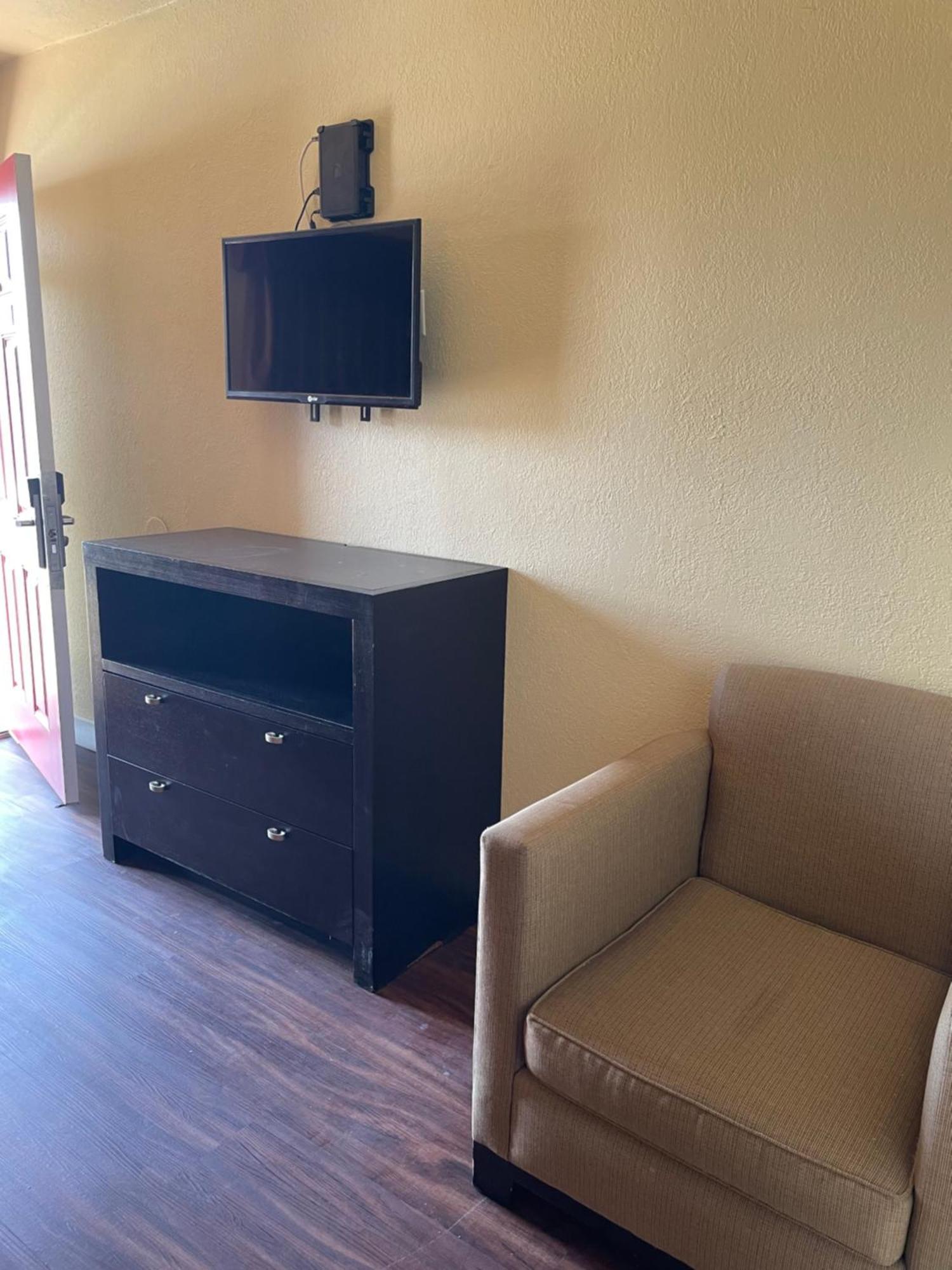 Cloud 9 Motel Сайпръс Екстериор снимка