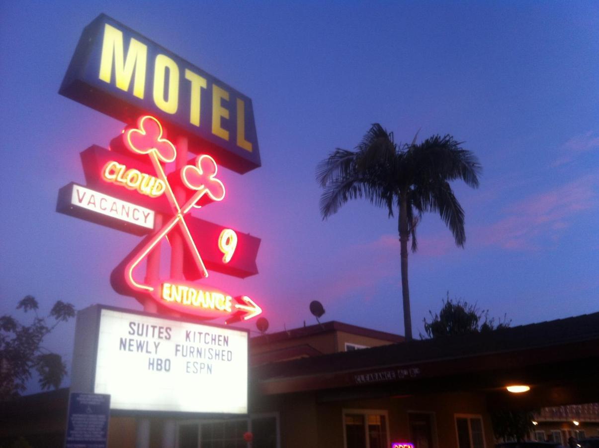 Cloud 9 Motel Сайпръс Екстериор снимка